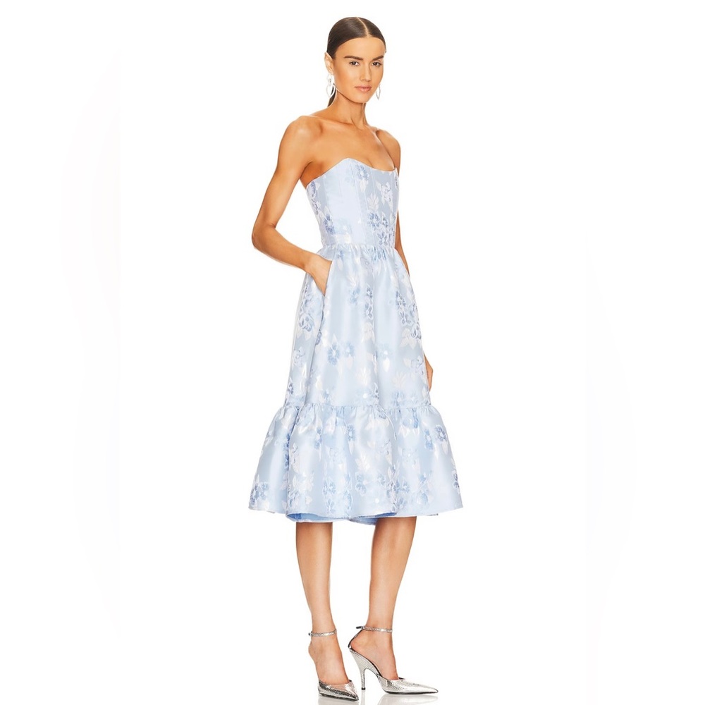 V. Chapman - Virginia Strapless Gown in Chambray Blue Baroque - Size 4